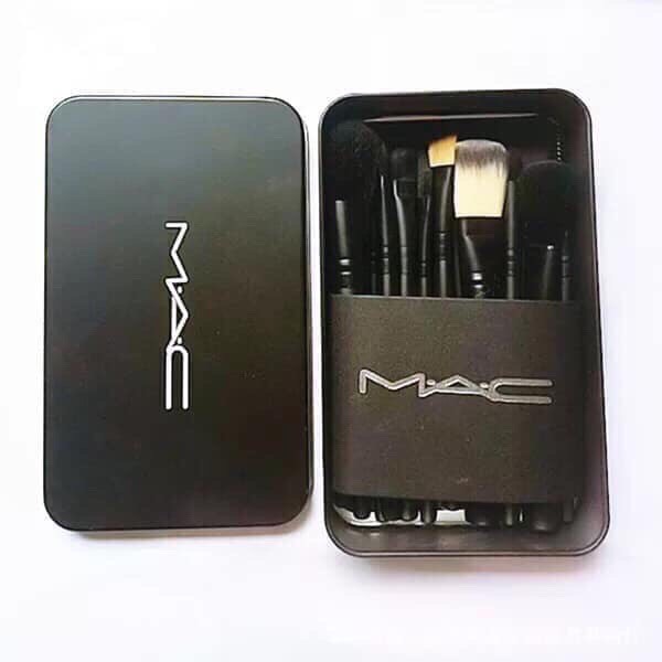 BỘ CỌ TRANG ĐIỂM 12 CÂY MAC KÈM HỘP