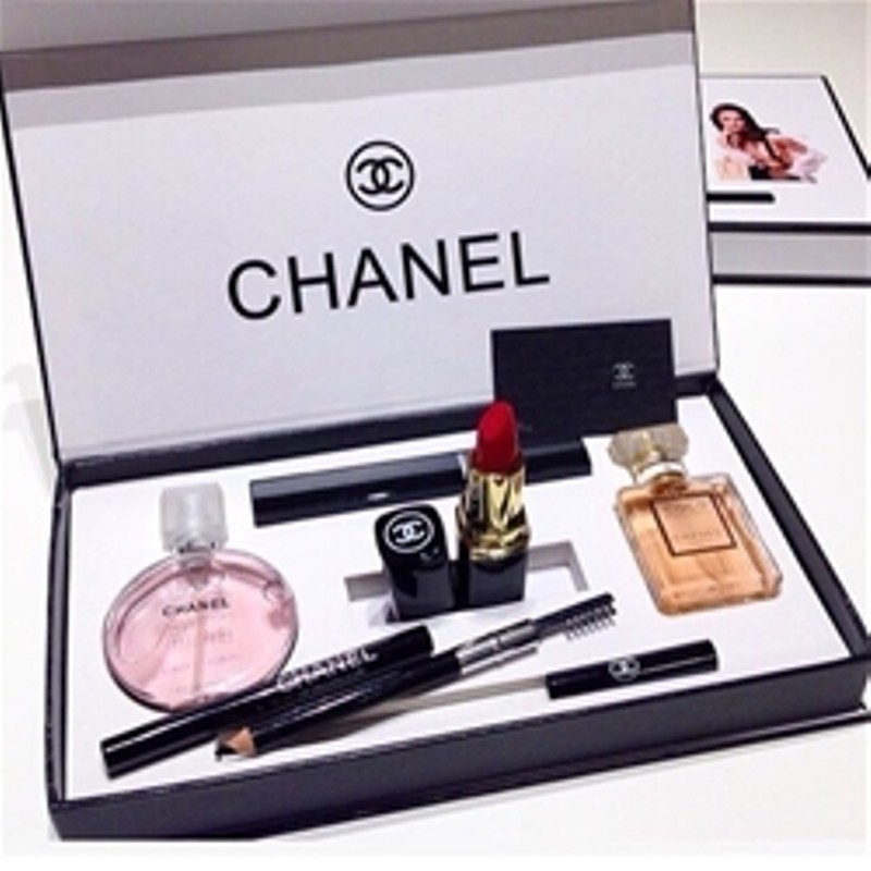 BỘ MỸ PHẨM CHANEL 5 MÓN CAO CẤP