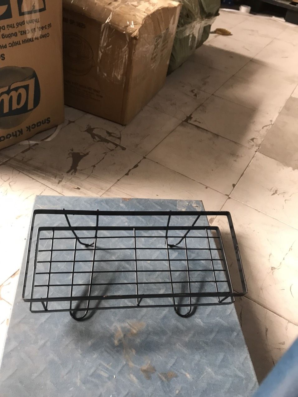 KỆ BỒN VỆ SINH (KIỆN 70 CÁI)