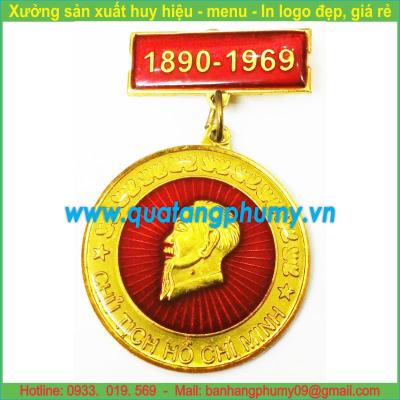 Huy hiệu kim loại HK12