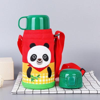 LHC1435PDA – Bình nước giữ nhiệt Cartoon (Panda) Kids Vacuum Bottle 550ml bằng thép không gỉ, hiệu Lock&Lock – màu đỏ